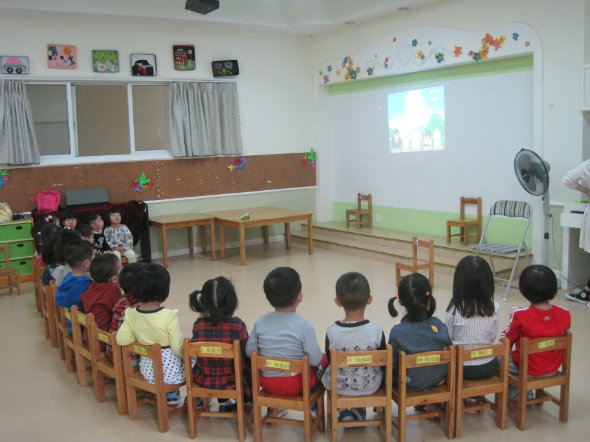 大班幼儿的兴趣是什么(好玩有趣激发幼儿对科学活动的兴趣)