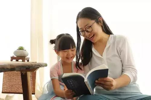 语言迟缓孩子怎么学英语("不用教材！一个神奇工具让孩子尽会说英语")