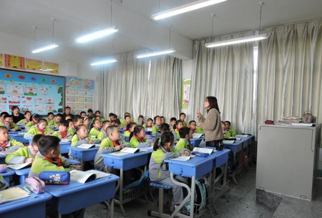 语文怎么学才能快速学会(神奇轻松背诵，三遍搞定课文！)