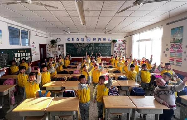 没学习幼小衔接怎么办(园长起火了！孩子不学拼音会被甩下！)