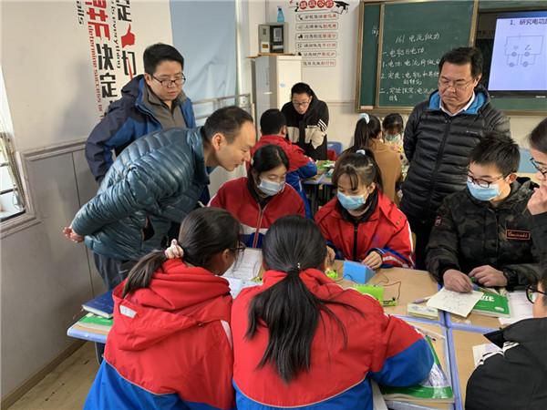 八年级物理有什么学习方法(揭秘成功考试的终极秘诀，陈森老师亲授策略！)