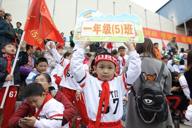 小学毕业英语怎么提升能力(小学英语教育困境：家长如何自主提高孩子英语水平？)