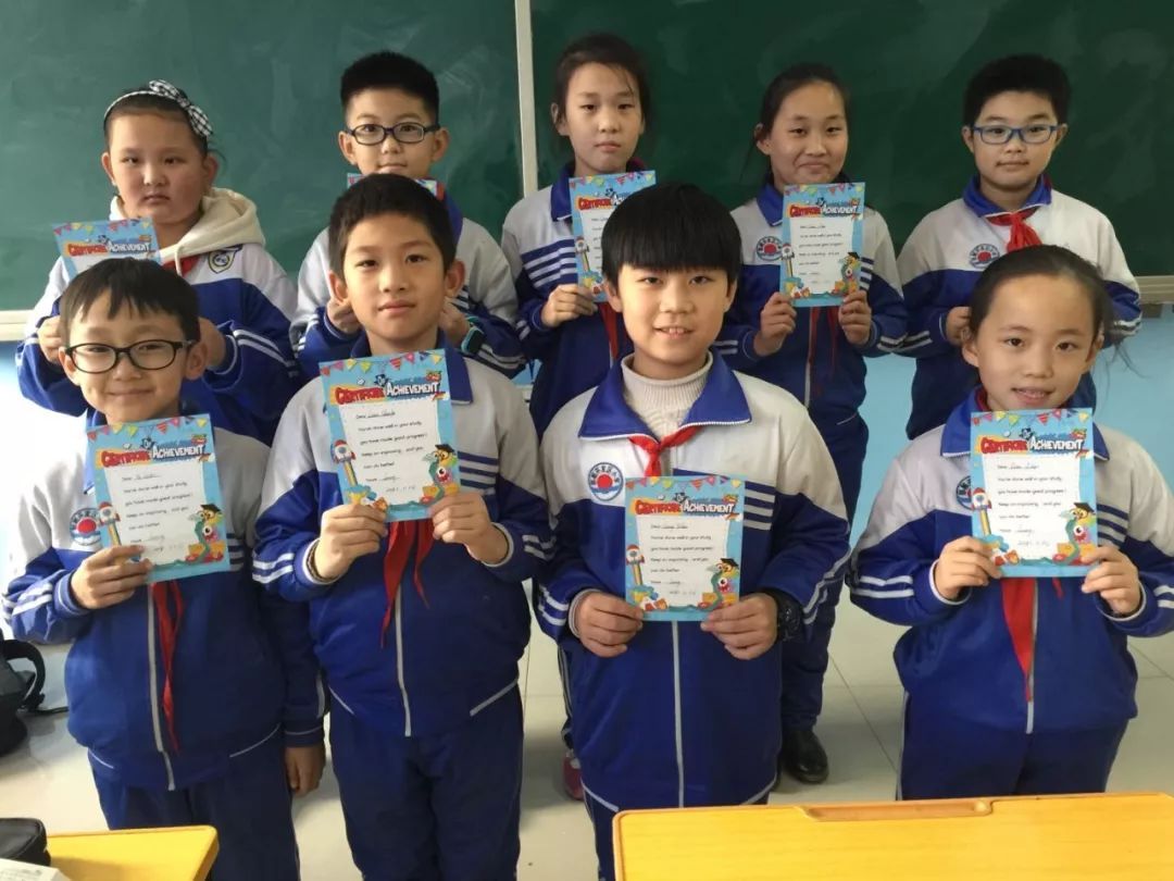 小学哪些英语比赛(推荐7个小学生英语演讲比赛英语演讲英语口语)