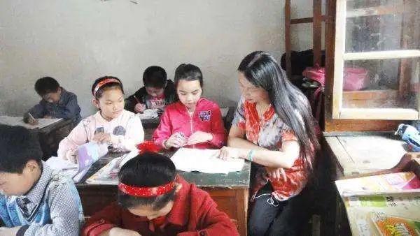 初中语文留守儿童怎么学(初中语文留守儿童学霸秘诀大揭晓！超实用方法助你迎接挑战)