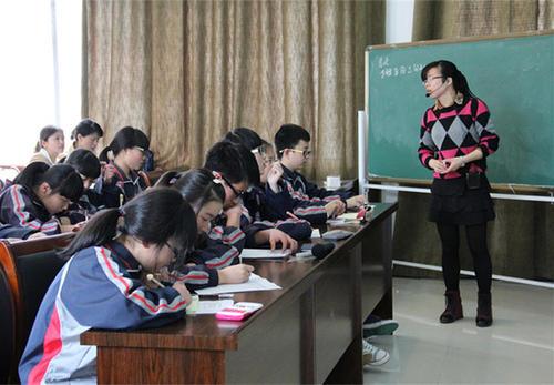 小学生进入初中如何学数学(揭秘小学生数学秘籍)