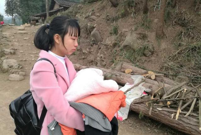 为什么有些初中女生不自爱(揭秘初中女生困境)