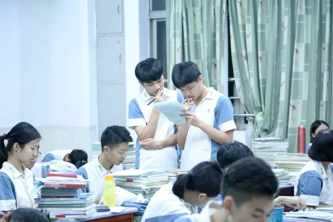 作文如何分段落(妙用分段法，作文轻松上分)