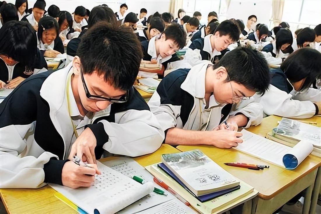 读了高中有什么不一样吗(高中生活，蜕变不止)