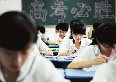 如何成为好学霸(成为一个学霸的好方法)