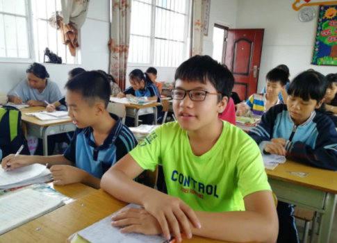 初中生到底应该怎么学习(初中提高成绩的方法)