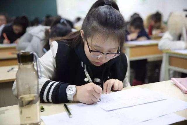 如何写启示作文(写启示作文的步骤和技巧)