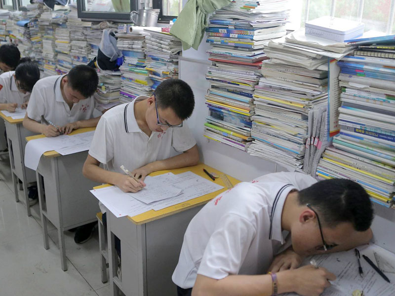 尖子生怎么学习英语(尖子生提升英语水平的学习方法)