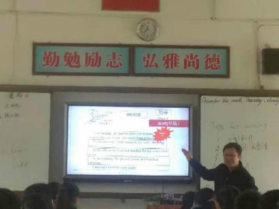 话题作文怎样拟题(拟定合适作文题目的策略)