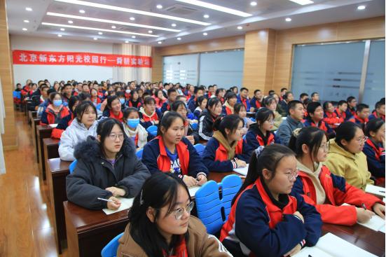 如何学会独自思考(提升独立思考能力的方法)