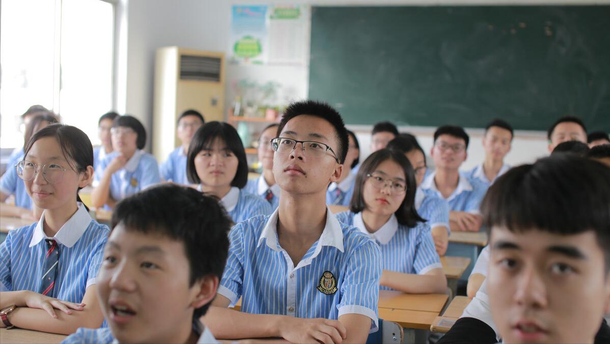 初三怎么复习错题本(有效复习错题的策略)