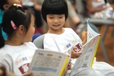 怎么学会背范文(学会背诵范文的有效方法)