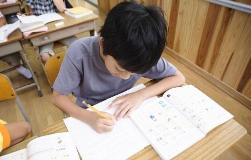 小学课外阅读量怎么累积(累积课外阅读量的方法)