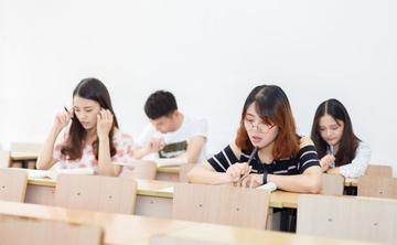 提升文笔看什么(提升文笔的技巧)