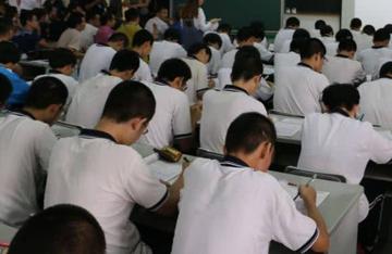 怎样提高自律能力(增强自律性的方法)