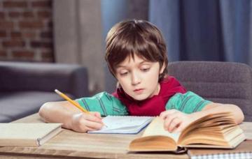 怎样引导孩子养成自律性(引导孩子养成自律性的方法)