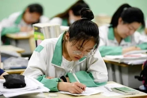 初中的孩子如何有效沟通(初中孩子有效沟通的方法)