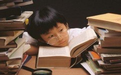 如何提升娃娃学习态度(家长，别急着催孩子写作业！这样只会让他更拖延！)