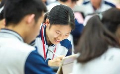 小学语数英语怎么提升(小学生英语三步走，高考轻松拿高分！)