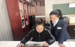 逻辑思维差如何学数学(想不到解决这个复杂乘法谜的突破口竟如此简单)