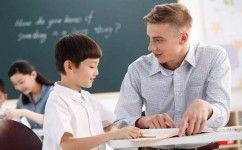 中学孩子英语怎么提高呢(高中英语学习：三招提升成绩，让你轻松上涨！)