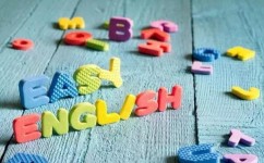 小孩不会学英语可以学哪些(小猪佩奇竟成了孩子学英语的噩梦)