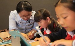 孩子学数学头疼怎么回事(孩子头痛竟有这么多原因！家长必看！)