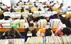 初中数学哪个学期最难(揭秘初三数学：八年级难关如何突破，九年级或迎轻松！)