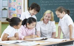 小学毕业英语怎么提升能力(零基础小学生，一个夏天搞定英语基础！)