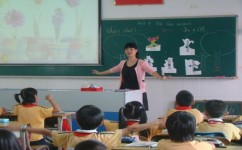 英语小学课堂怎么上的(绝妙方法！让孩子像拼PE一样轻松学单词，再也不忘记！)