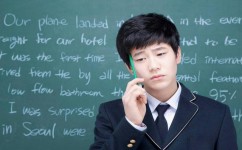 小学英语从哪里下手学英语(零基础学英语，家长必看！小学英语教材vs学而思，谁更强？)