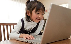 为什么小孩英语差(终结磨耳朵误区，揭秘孩子英语成功秘诀！)