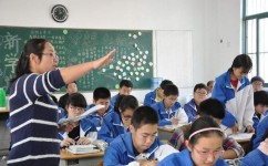 八年级下学期数学不懂怎么办(十秒搞定等腰直角三角形秘诀，陈老师传授超效学习方法！)