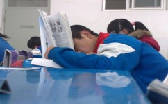 犯困学习方法有哪些(犯困也能学习，绝妙方法轻松打败困意，高效提升)
