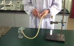 初中化学吸水有什么作用(少儿化学实验了解吸水树脂)