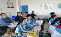 如何对小学作文课评课(评课的教育方式)
