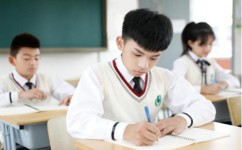 如何批阅作文(作文五步批改法)