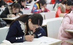 如何学汉语英语作文(一分钟学会雅思写作)