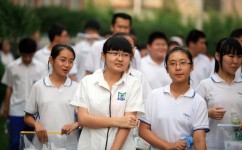 初中生叛逆期怎么办(应对初中生叛逆期的建议)