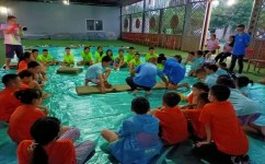 假期怎么边玩边学(提高自己的知识和技能的方法)