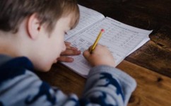 幼儿需要启蒙哪些(幼儿启蒙教育的方法)