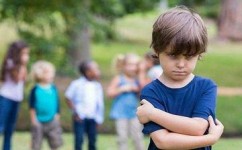 为人处事如何才能大方(为人处事时表现大方的方法)