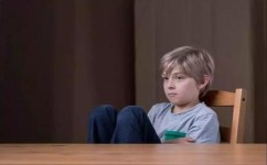 怎样切断孩子手机上瘾(减少对手机依赖的方法)