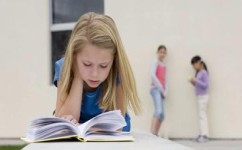 怎么培养孩子的社交能力(建立良好人际关系的策略)