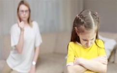 青春期如何引导孩子处理好异性关系(处理好异性关系的引导方法)