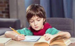 如何进入沉浸式学习状态(实现沉浸式学习的技巧)